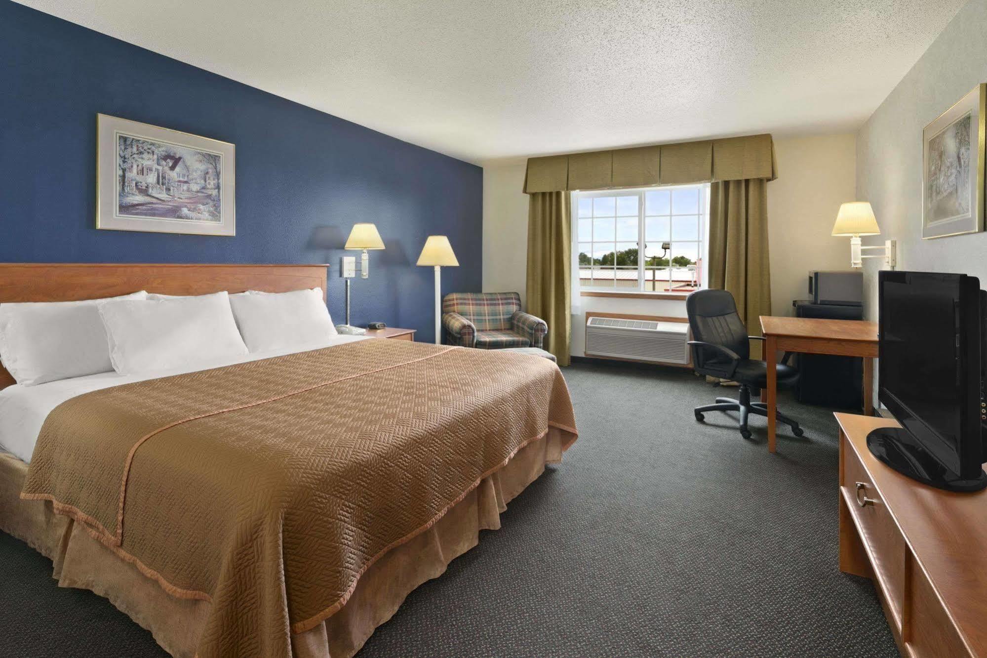 Travelodge & Suites By Wyndham Fargo/Moorhead Eksteriør bilde